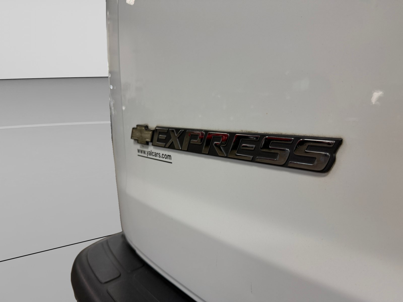 Used 2017 Chevrolet Express 3500 LT w/ LT Preferred Equipment Group RWD image 41