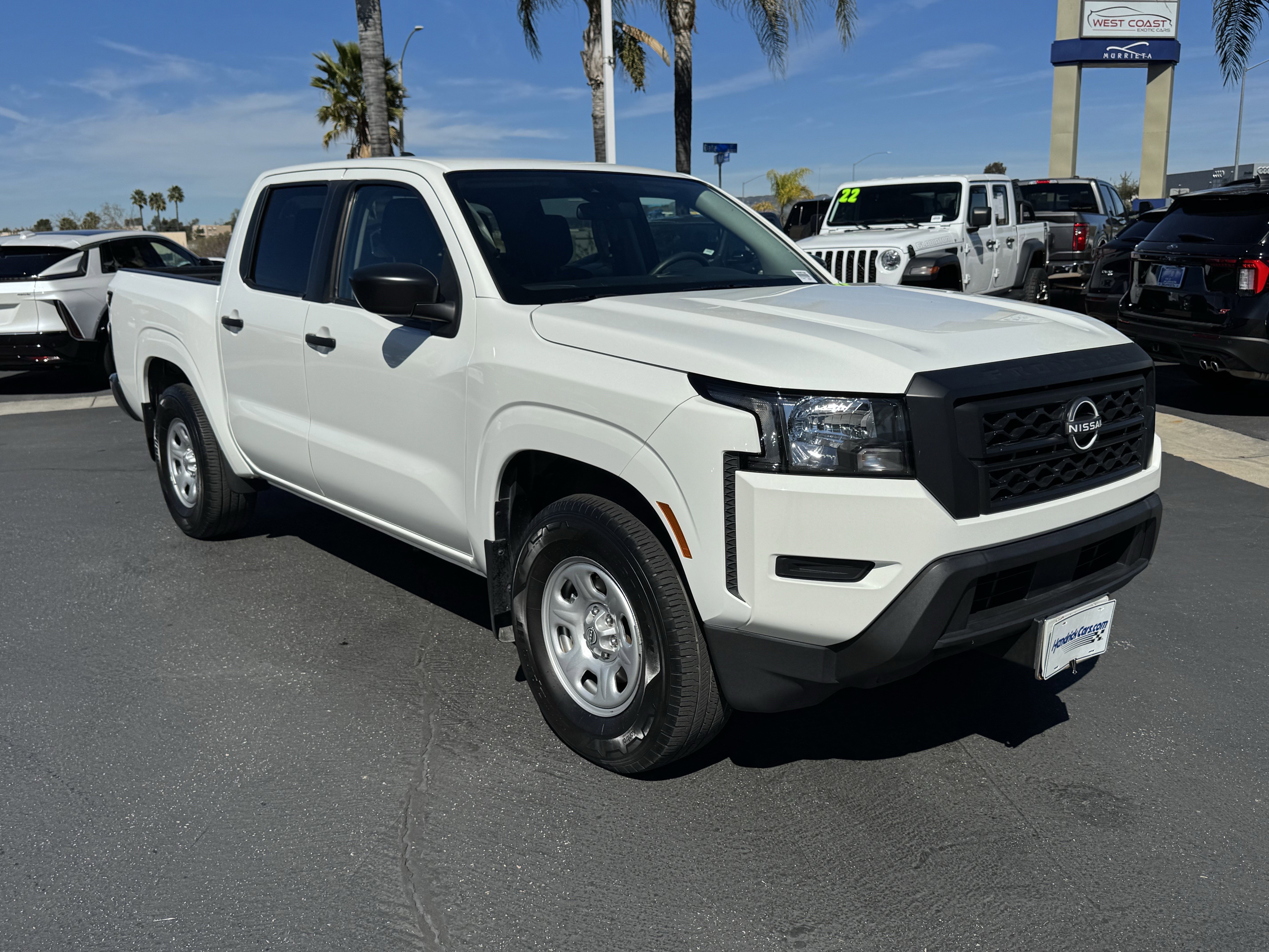 Used 2024 Nissan Frontier S image 2