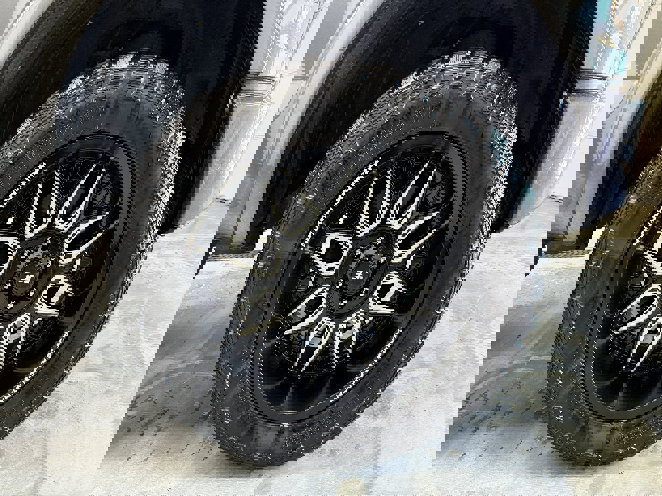 Used 2016 Ford F150 Lariat w/ Equipment Group 502A Luxury image 28