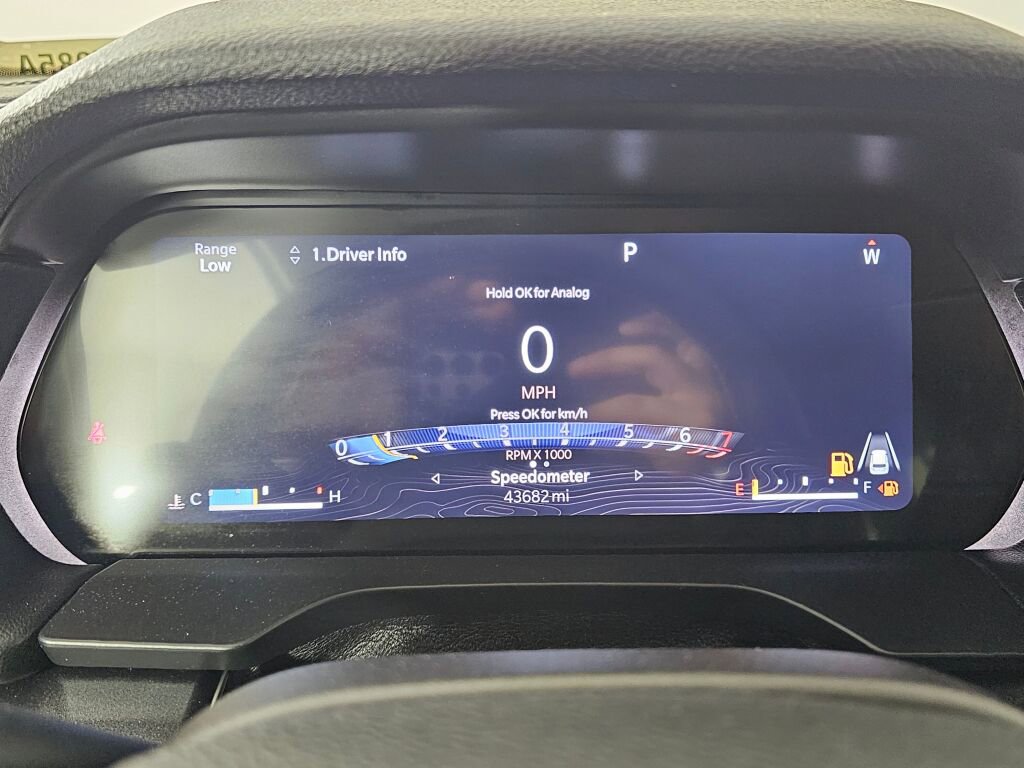 Used 2023 Jeep Grand Cherokee L Laredo AWD/4WD image 24