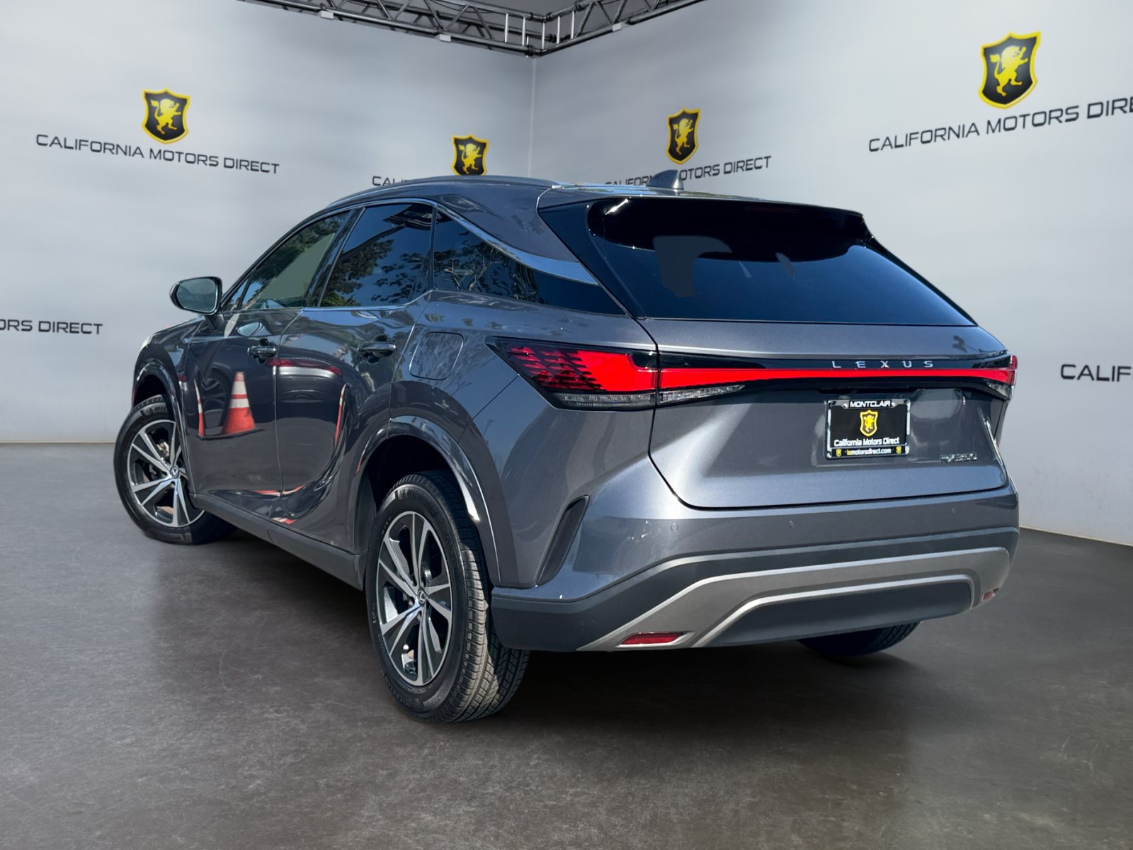 Used 2023 Lexus RX 350 Premium FWD image 3