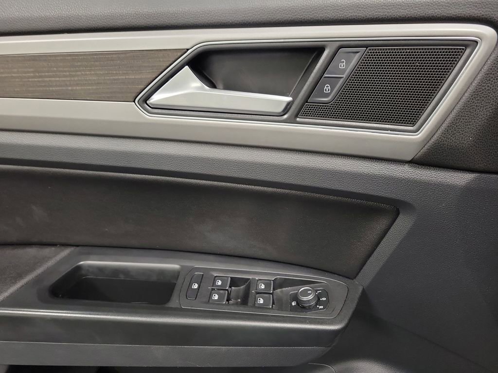 Used 2018 Volkswagen Atlas SEL image 21