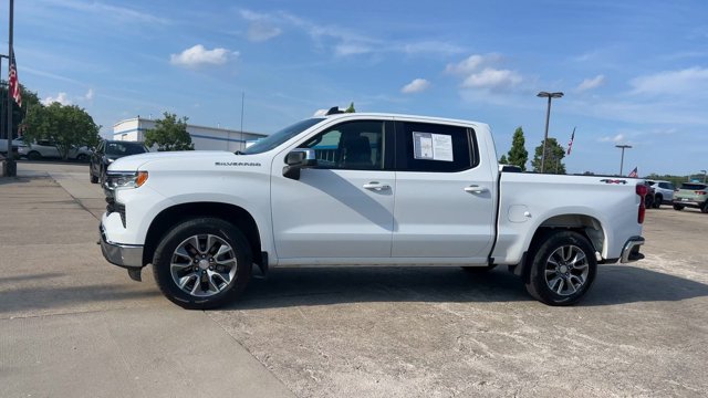 Used 2024 Chevrolet Silverado 1500 LT AWD/4WD image 5