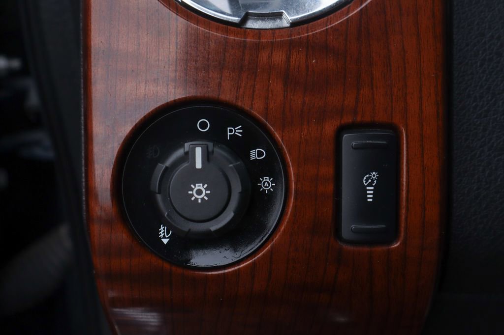 Used 2016 Ford F350 King Ranch w/ King Ranch w/Chrome Package AWD/4WD image 23