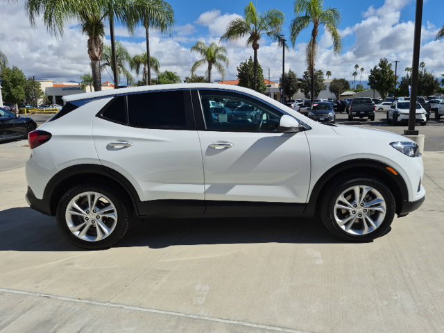 Used 2023 Buick Encore GX Preferred w/ Cold Weather Comfort Package FWD image 4