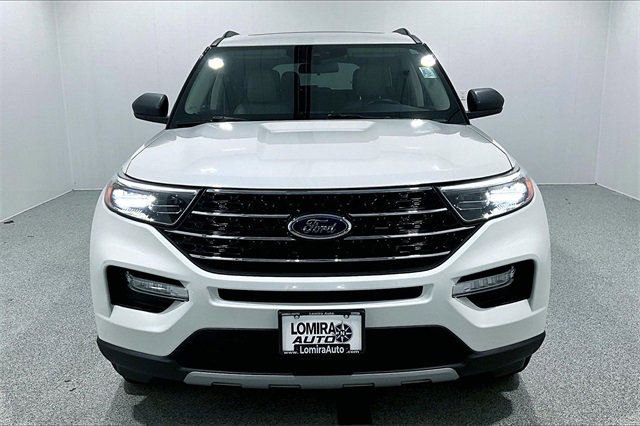 Used 2021 Ford Explorer XLT w/ Equipment Group 202A image 2