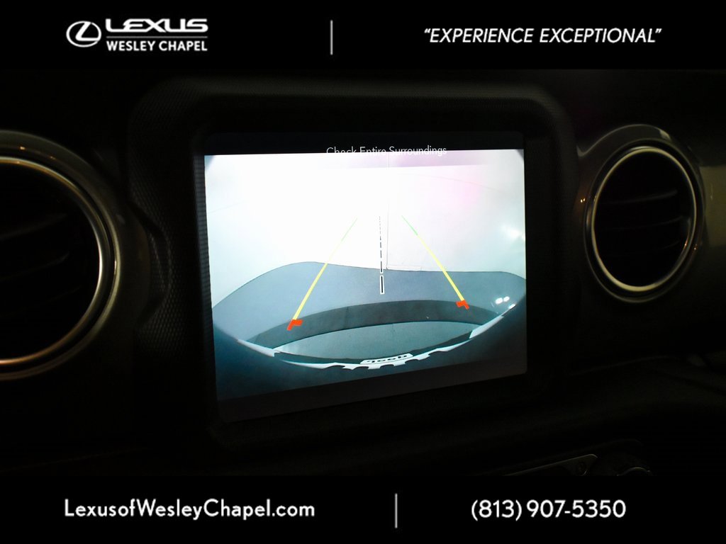 Used 2020 Jeep Wrangler Unlimited Sahara image 38