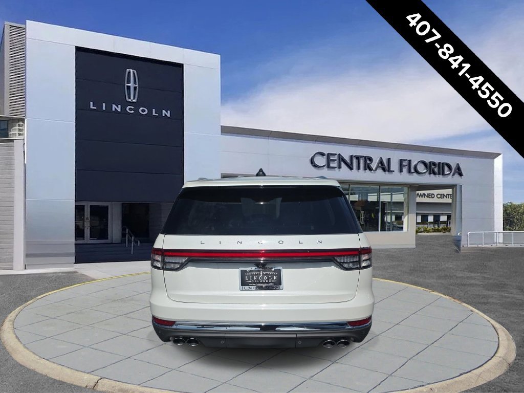 New 2027 Lincoln Aviator 2WD image 4