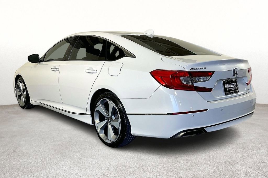 Used 2018 Honda Accord Touring image 17