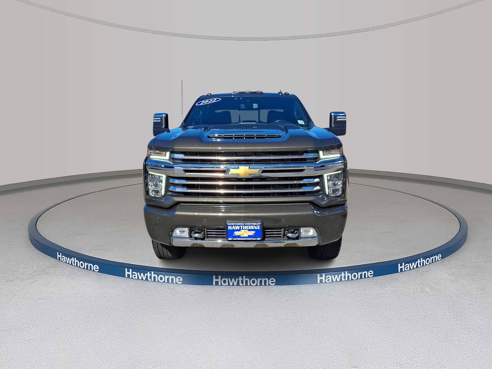 Used 2022 Chevrolet Silverado 2500 High Country w/ Safety Package II image 2