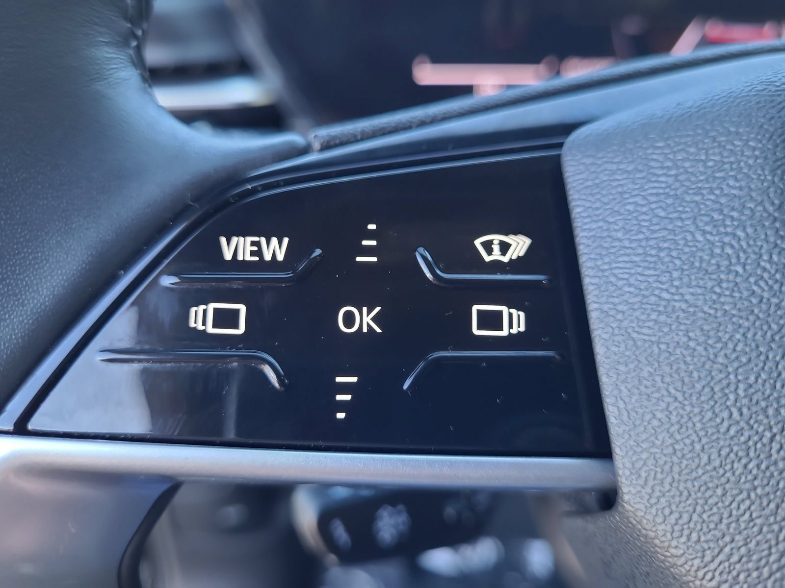 Used 2025 Audi Q5 Premium Plus w/ Premium Plus AWD/4WD image 24