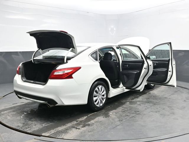 Used 2017 Nissan Altima 2.5 S FWD image 36
