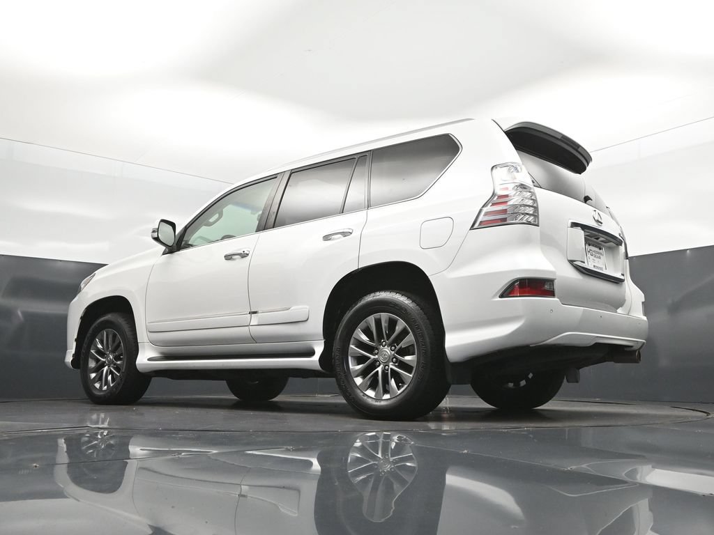 Used 2019 Lexus GX 460 Luxury AWD/4WD image 41