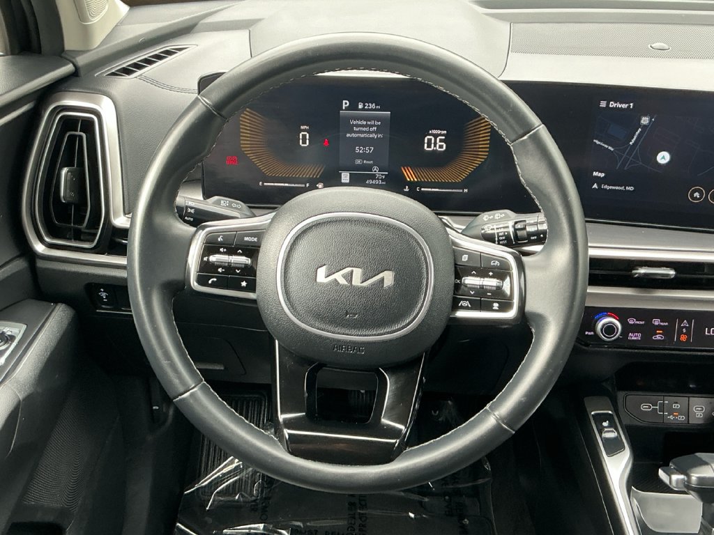 Used 2024 Kia Sorento S AWD/4WD image 13