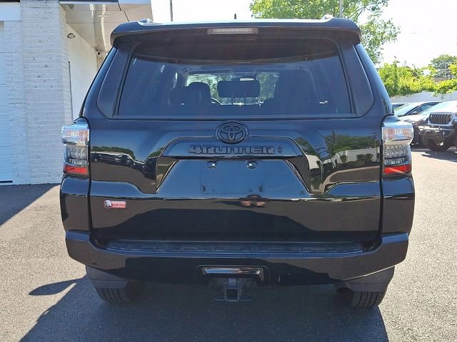 Used 2020 Toyota 4Runner SR5 Premium w/ Moonroof Package AWD/4WD image 5
