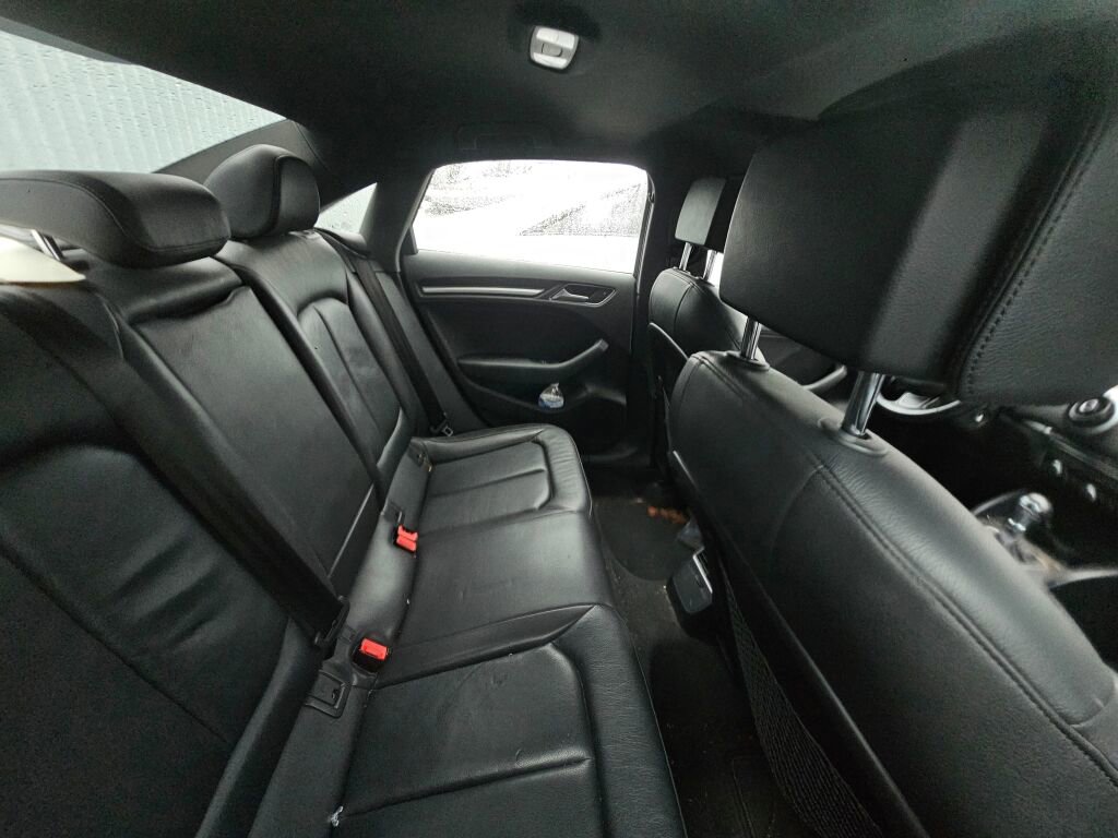 Used 2016 Audi A3 1.8T Premium image 11