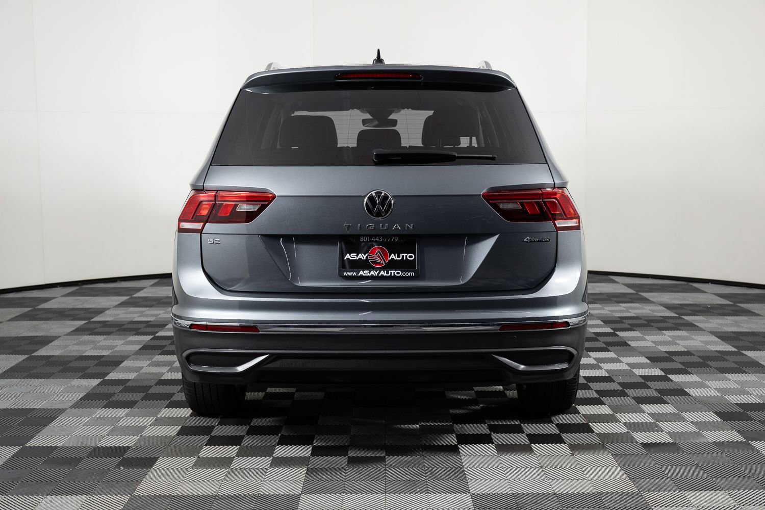 Used 2023 Volkswagen Tiguan SE image 6