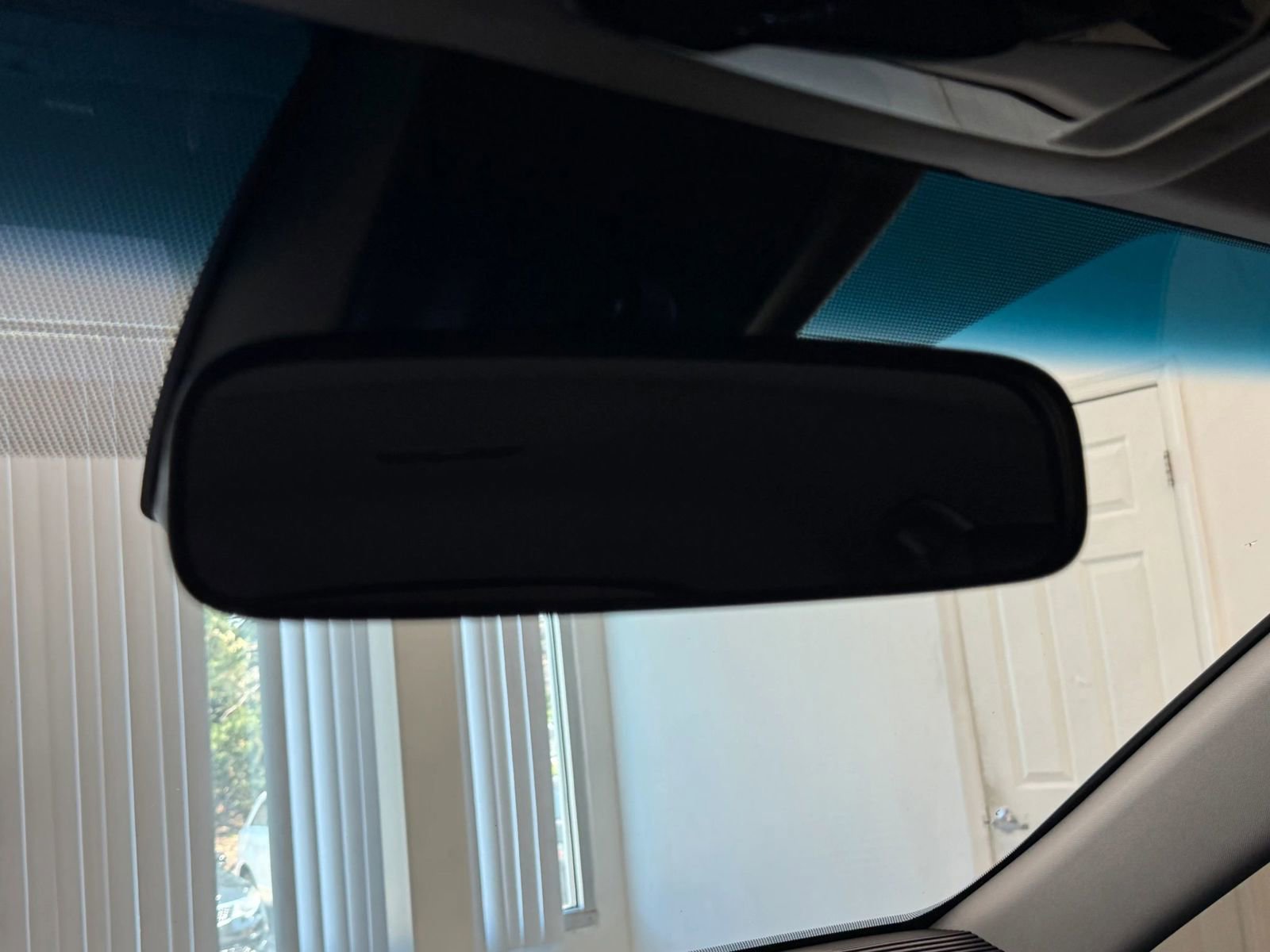 Used 2021 Toyota Venza LE image 38