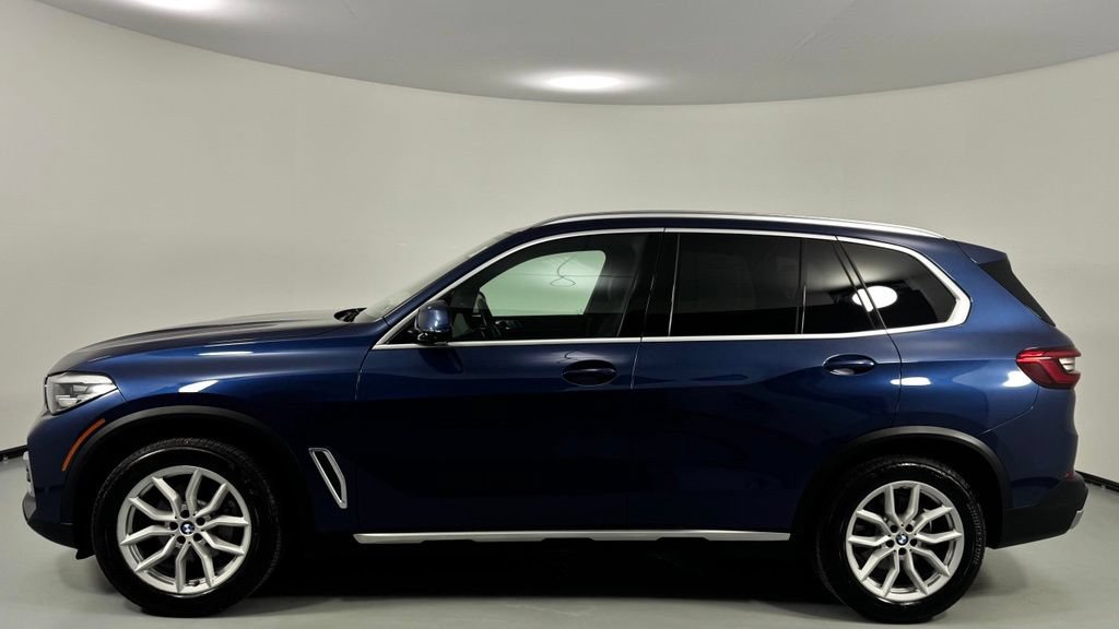 Used 2019 BMW X5 xDrive40i w/ Convenience Package AWD/4WD image 4