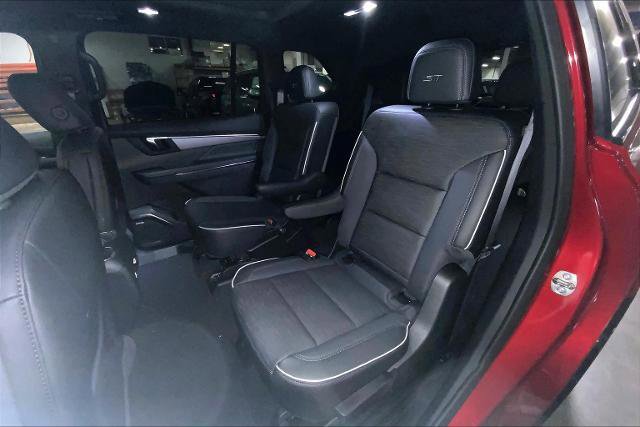 New 2026 Buick Enclave Sport Touring w/ Power Package image 13