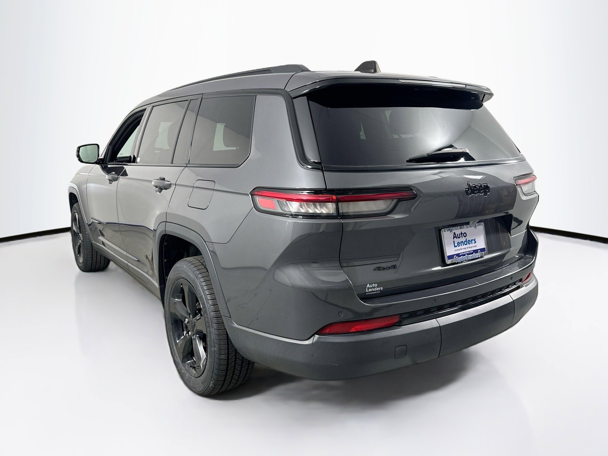 Used 2023 Jeep Grand Cherokee L Laredo AWD/4WD image 7