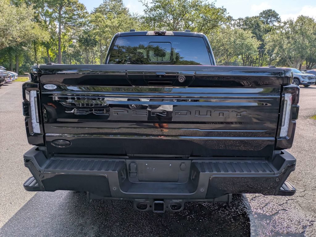 Used 2025 Ford F250 Platinum AWD/4WD image 4