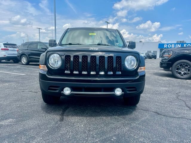 Used 2017 Jeep Patriot High Altitude AWD/4WD image 2