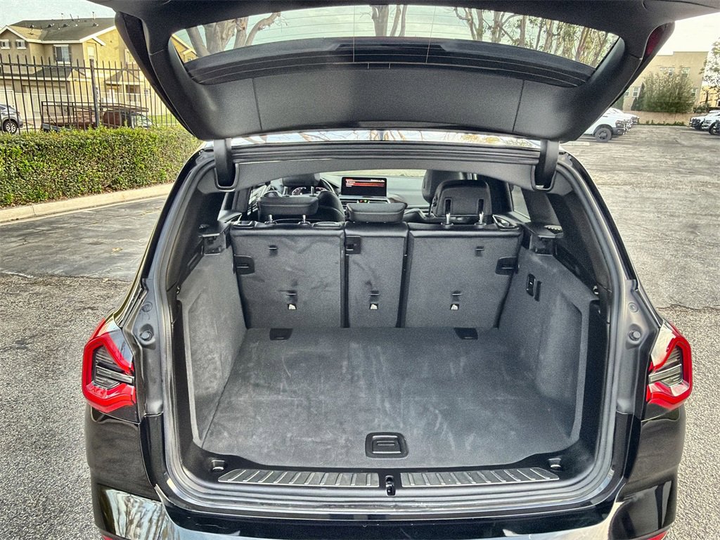 Used 2024 BMW X3 xDrive30i w/ Premium Essential Package image 21