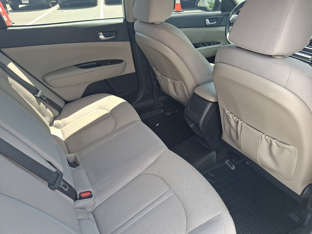 Used 2018 Kia Optima LX FWD image 19