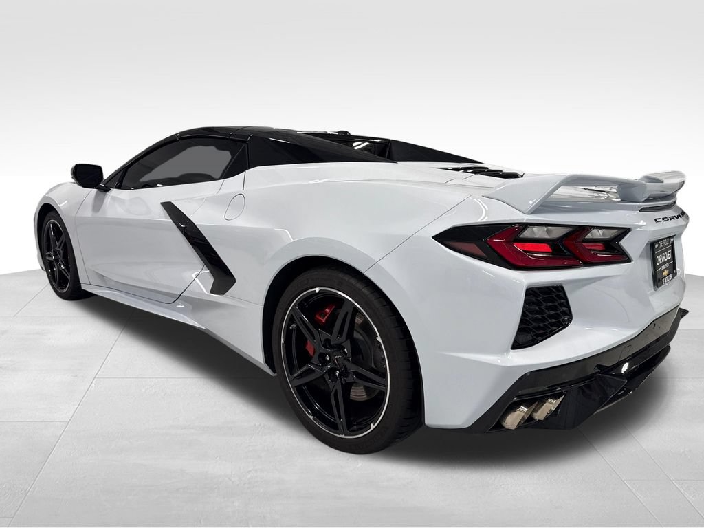 Used 2024 Chevrolet Corvette Stingray Convertible w/ Z51 Performance Package RWD image 43