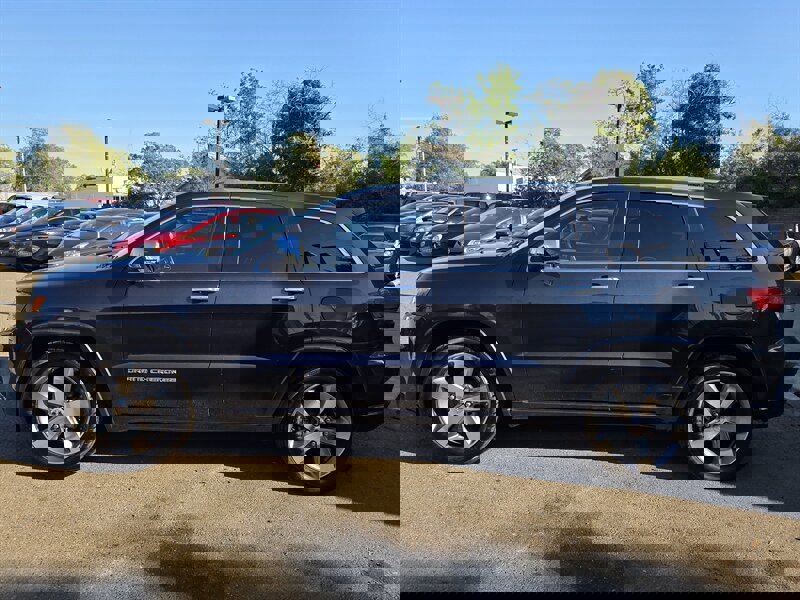 Used 2015 Jeep Grand Cherokee Overland image 3