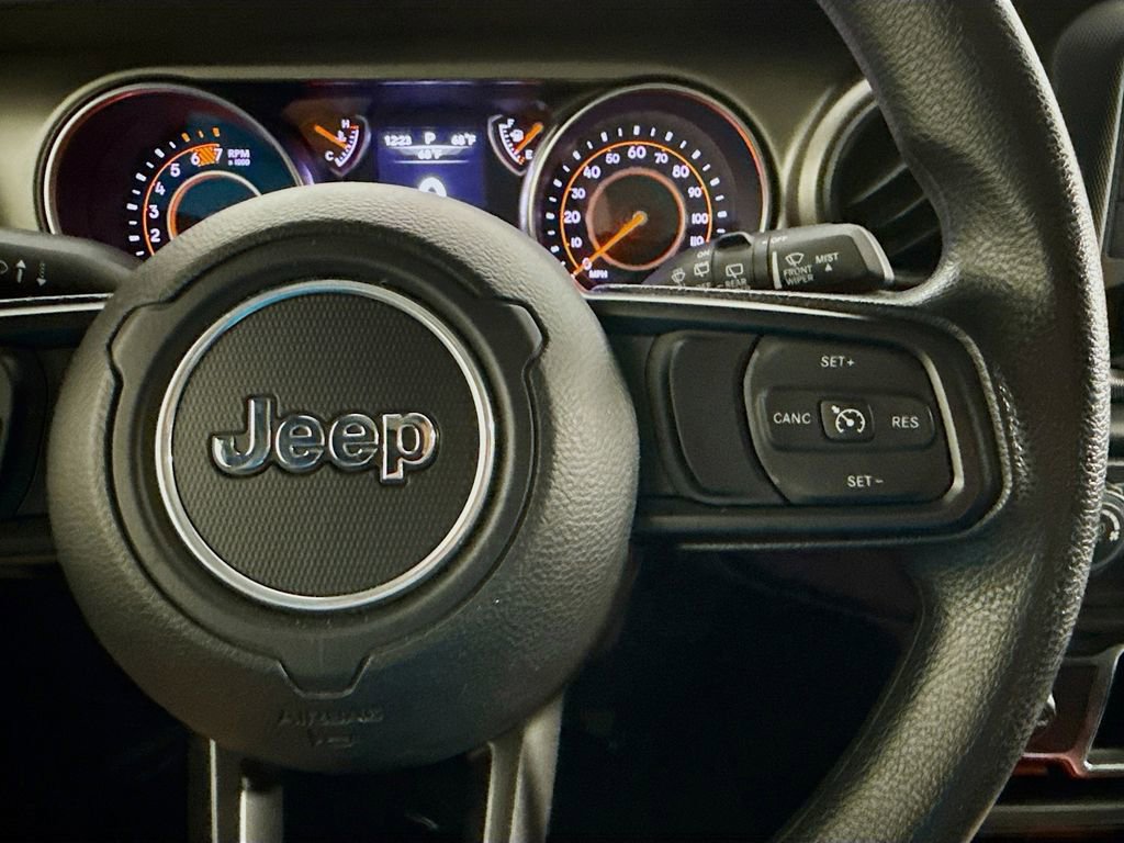 Used 2018 Jeep Wrangler Sport image 27