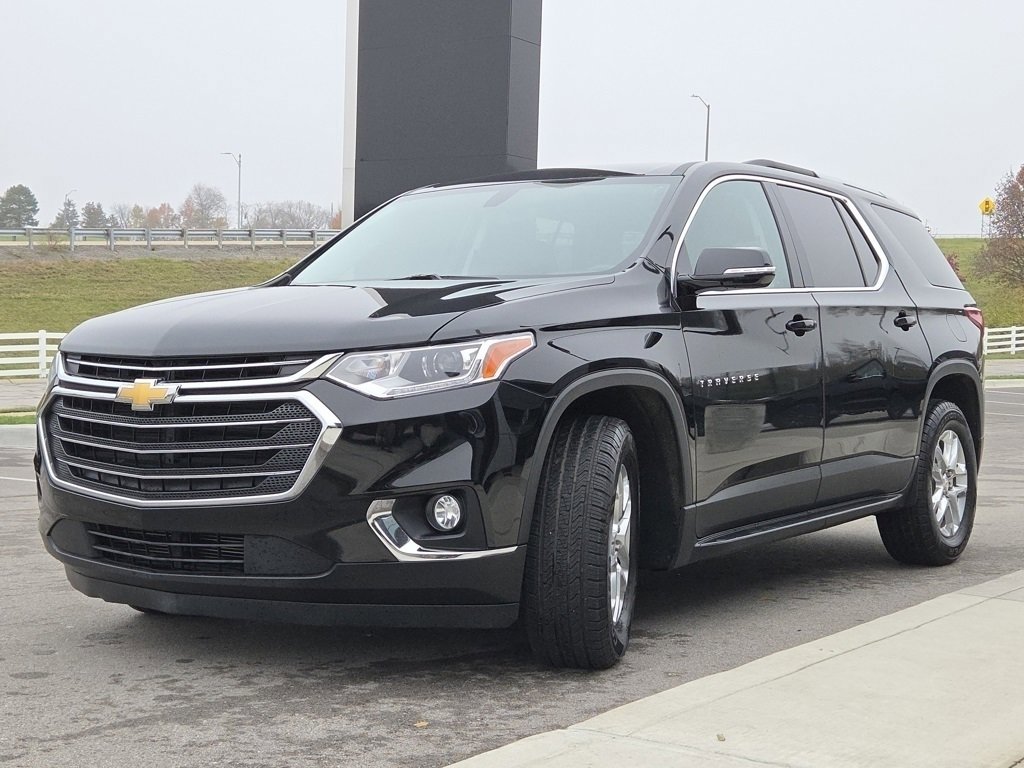 Used 2018 Chevrolet Traverse LT image 19