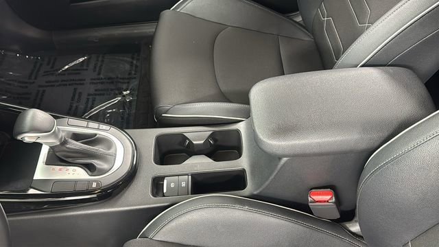 Used 2024 Kia Forte GT-Line image 31