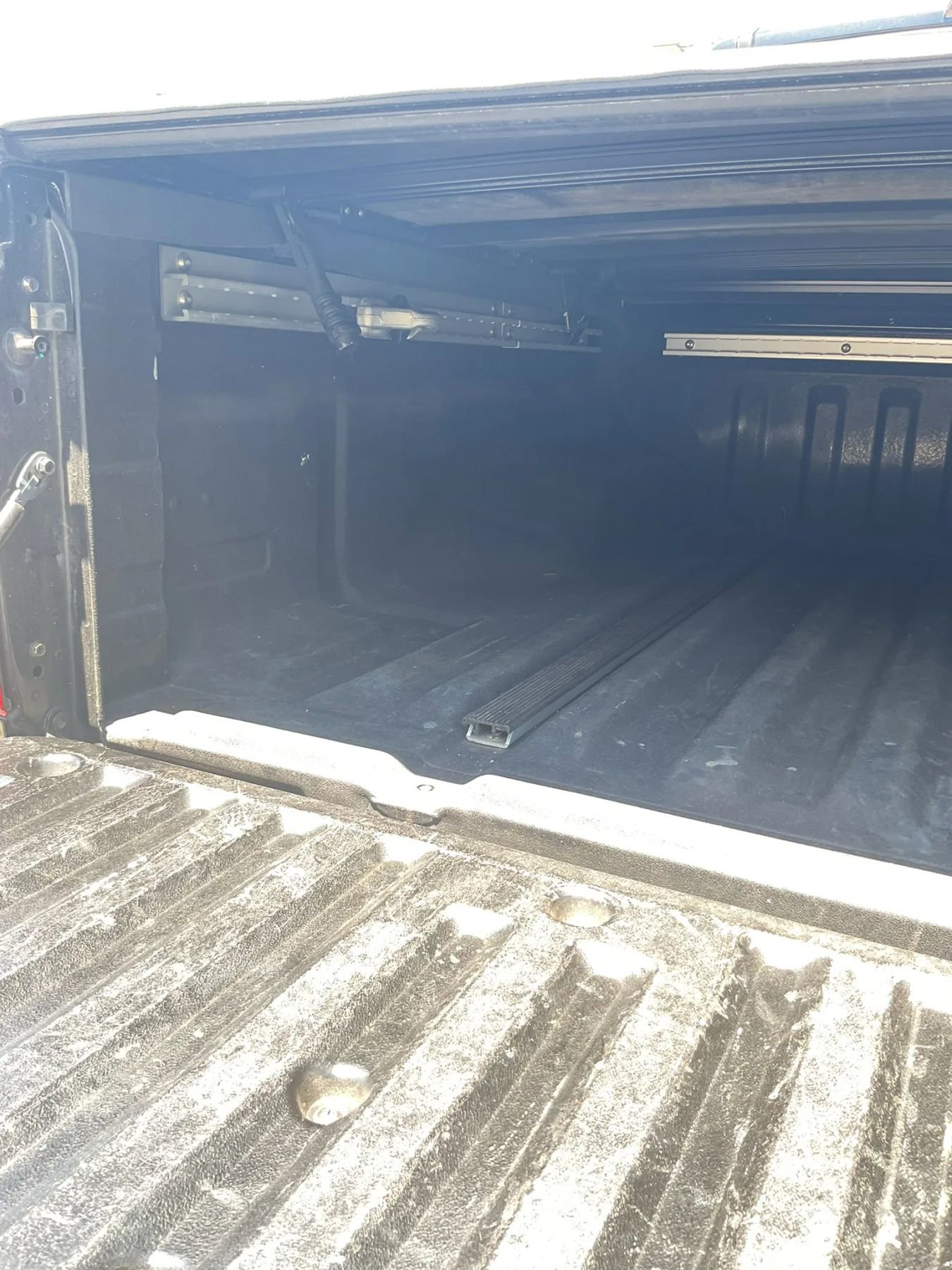Used 2021 Nissan Frontier SV w/ Midnight Edition Floor Mats AWD/4WD image 15