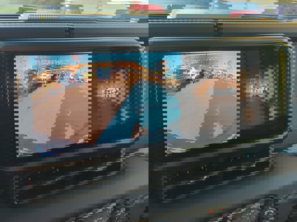 New 2026 Jeep Wrangler Unlimited Rubicon w/ Safety Group image 17