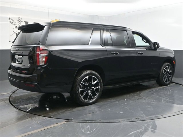 Used 2024 Chevrolet Suburban RST w/ Luxury Package image 53