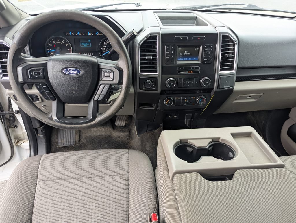 Used 2015 Ford F150 XLT AWD/4WD image 27