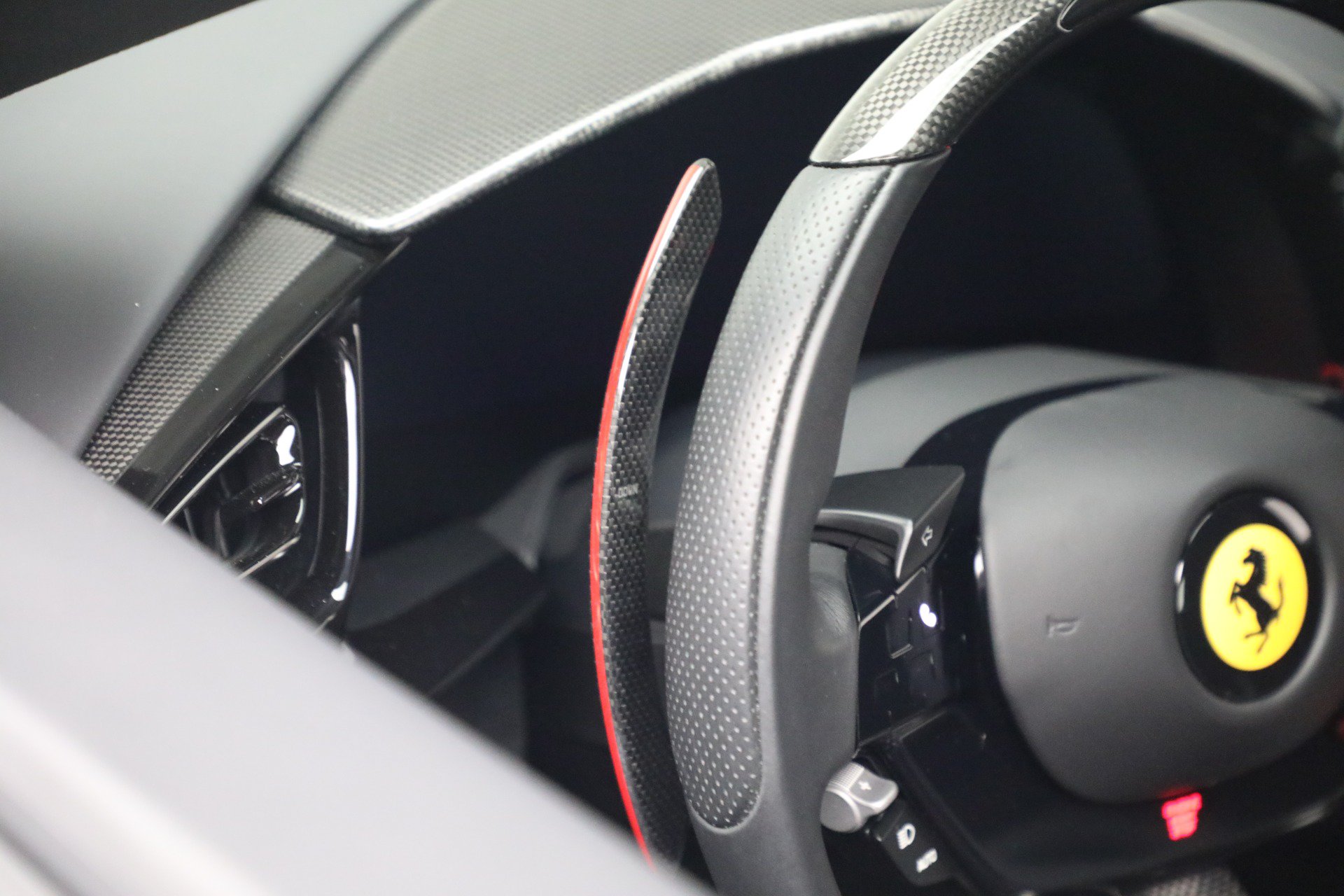 Used 2025 Ferrari 12Cilindri RWD image 24