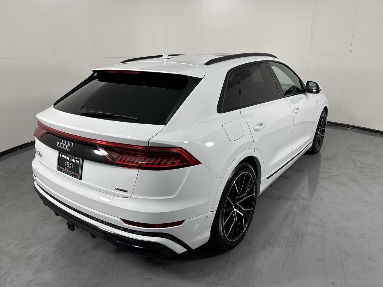 Used 2021 Audi Q8 Prestige AWD/4WD image 7