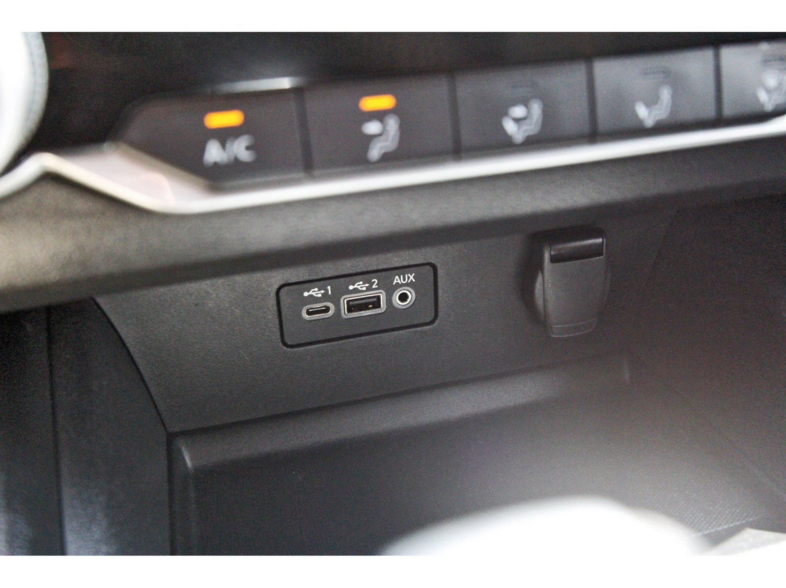 Used 2020 Nissan Altima 2.5 SR FWD image 28