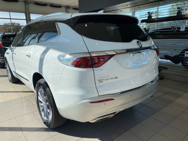 Certified 2024 Buick Enclave Essence image 5