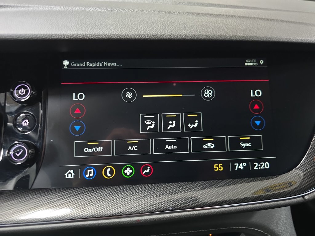 Used 2023 Buick Envision Preferred AWD/4WD image 26