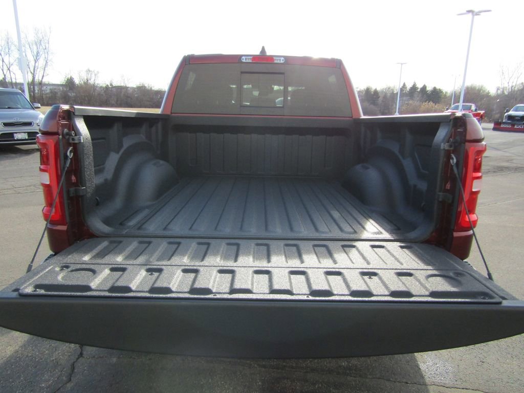 Used 2025 RAM 1500 Big Horn AWD/4WD image 7