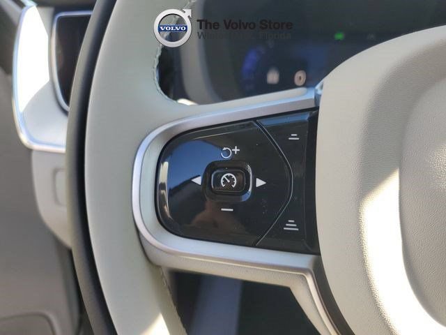 New 2026 Volvo XC60 B5 Ultra w/ Protection Package Premier AWD/4WD image 17