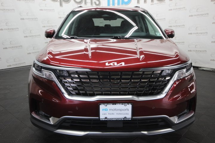 Used 2022 Kia Carnival SX image 9