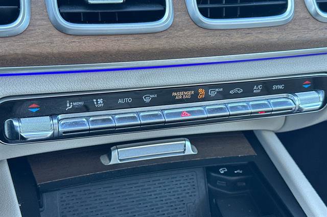 Used 2020 Mercedes-Benz GLS 450 4MATIC image 25