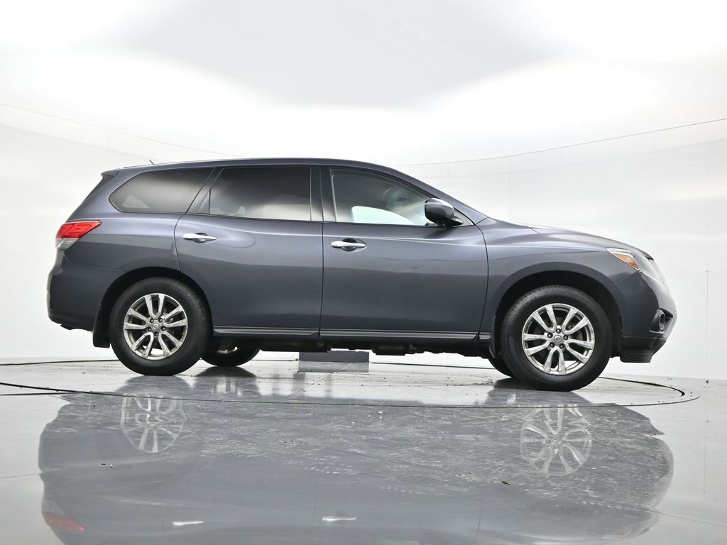 Used 2013 Nissan Pathfinder S image 53