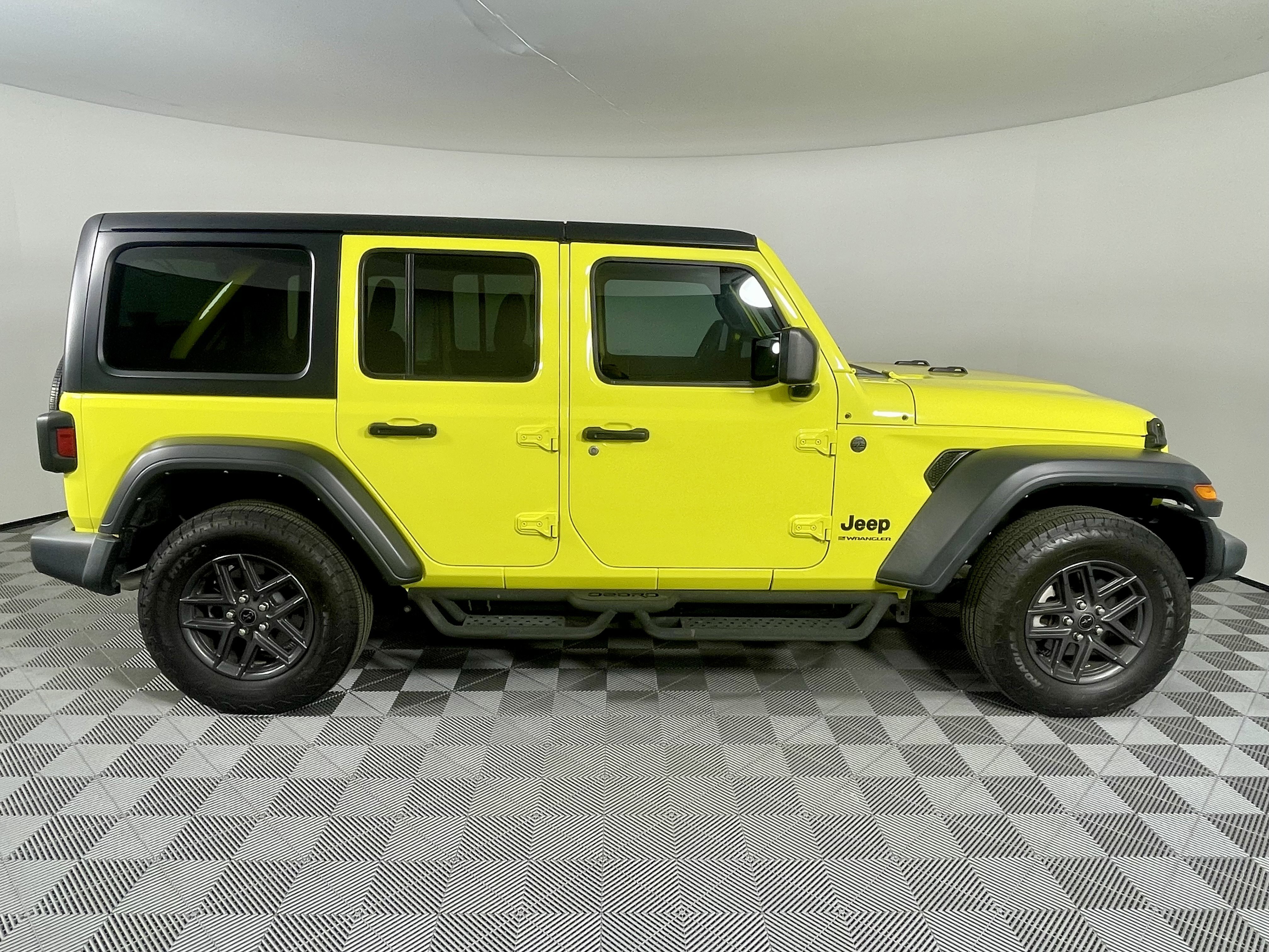 Certified 2024 Jeep Wrangler Sport S image 7