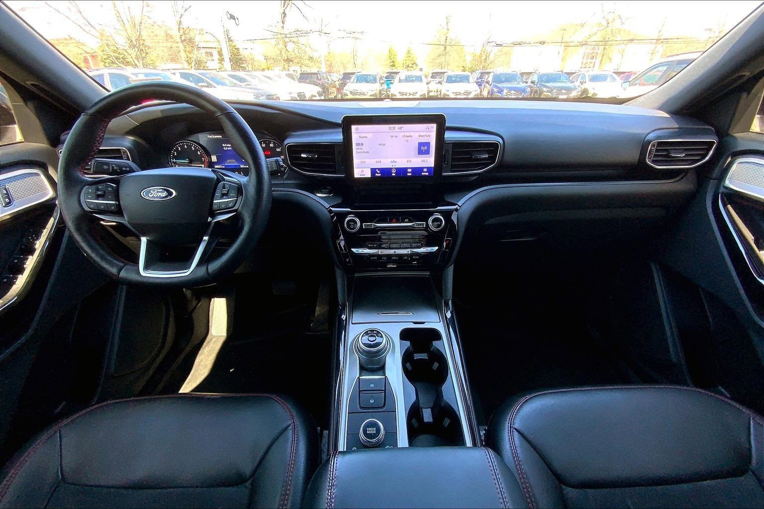 Used 2022 Ford Explorer ST-Line image 16